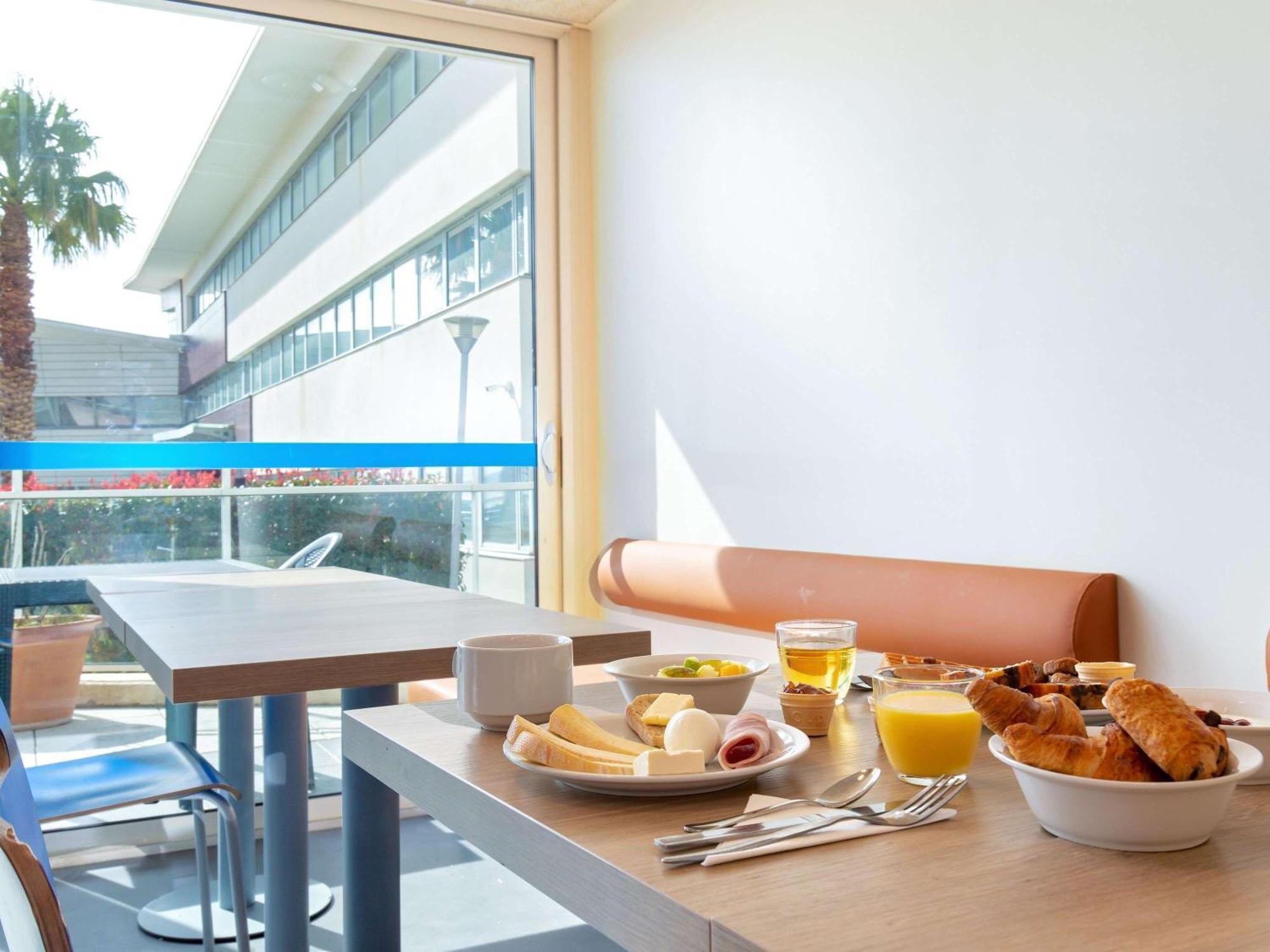 Ibis Budget Marseille L'Estaque Exterior foto